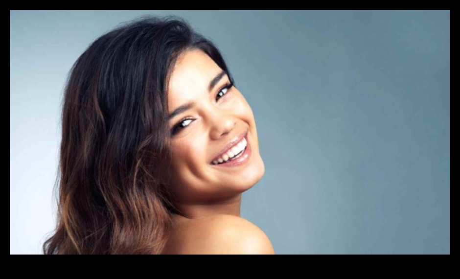 Διορθώστε την εσωτερική σας λάμψη με Casual Radiance 3 Casual Radiance: Αβίαστα και κομψά ρούχα για λάμψη