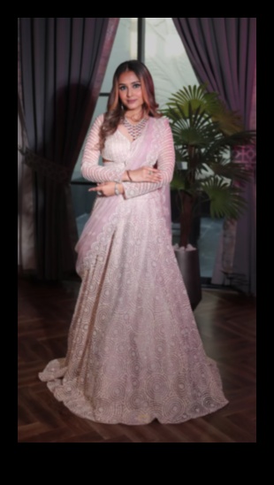 Κομψότητα με πλεονέκτημα Πώς να εξισορροπήσετε την τόλμη και την εκλέπτυνση 5 Edgy Elegance: Εξισορρόπηση της τόλμης με την εκλέπτυνση