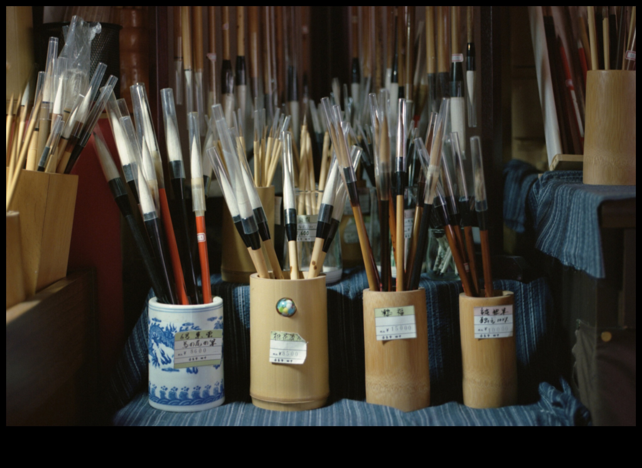 Επένδυση σε ιαπωνικά πινέλα μακιγιάζ: Η κορυφή των εργαλείων ομορφιάς Artisan