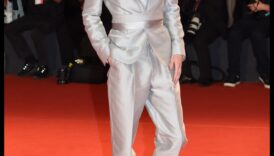 Κόκκινο χαλί δικαιώματα: Διασημότητες που ταιριάζουν σε βασιλιάδες