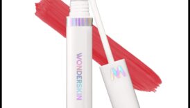 Waterproof Wonders: Αψηφώντας τις μουτζούρες και τις μεταφορές με το μακροχρόνιο κραγιόν