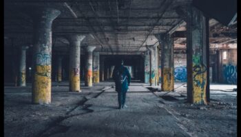 City of Shadows: Architectural Photography Unveiled Brilliance