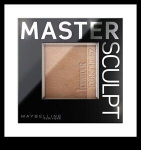 Chic Contours: Sculpting Your look με ενδυματολογική μαεστρία